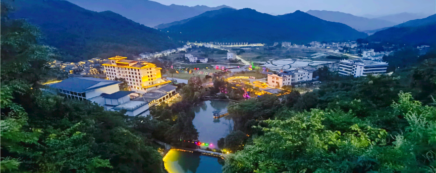 Guilin Qian Jia Dong Sceneic Area