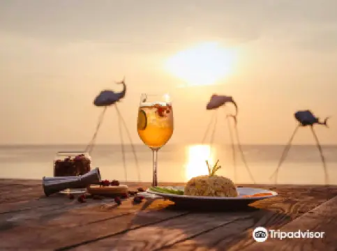 Sunset Sanato Beach Club