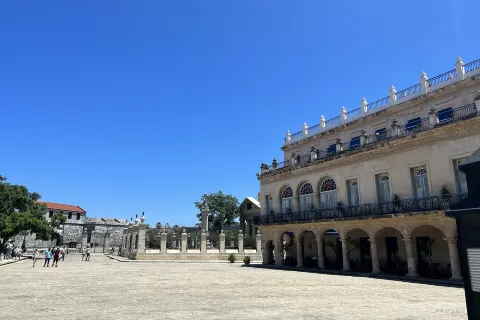 플라자 데 아르마스