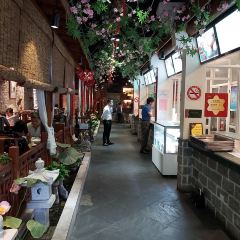 绿杨邨酒家直营店(顾戴路店) User Photo