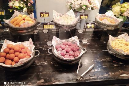 欢乐牧场烤肉海鲜涮自助(星河cococity店)