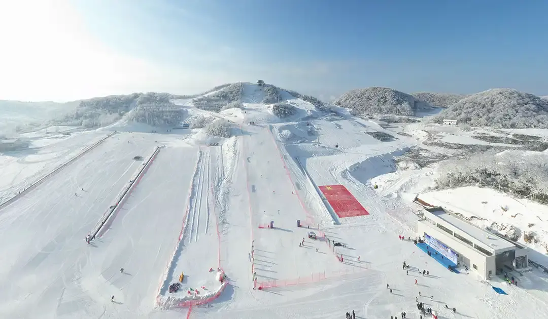Hotels near Badonglvcongpo Ski Field