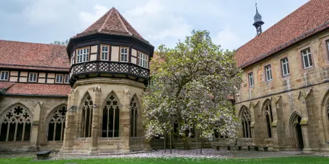 毛爾布龍隱修院