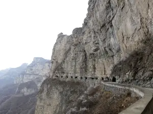 錫崖溝掛壁公路