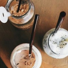 Eleven Two & Co. 여행 사진