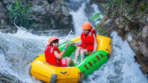 Qingyuan Bijiashan Canyon Drifting