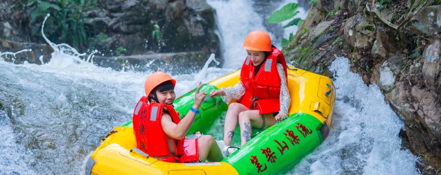 พื้นที่ท่องเที่ยวภูเขาชิงหยวน