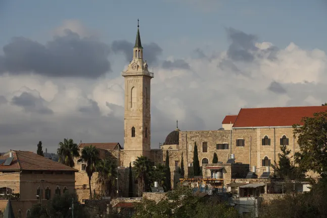 Hotels in Jerusalem With Bars