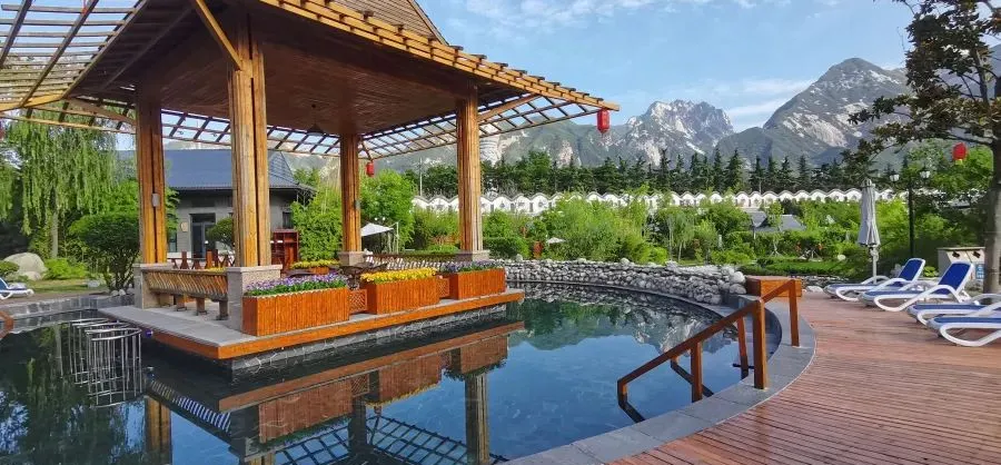 Hot Springs Attractions