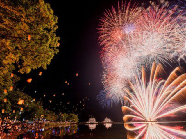 owada Lake Water Festival Fireworks Display | Towada