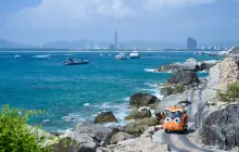 Electric Scooter Sightseeing Around Island