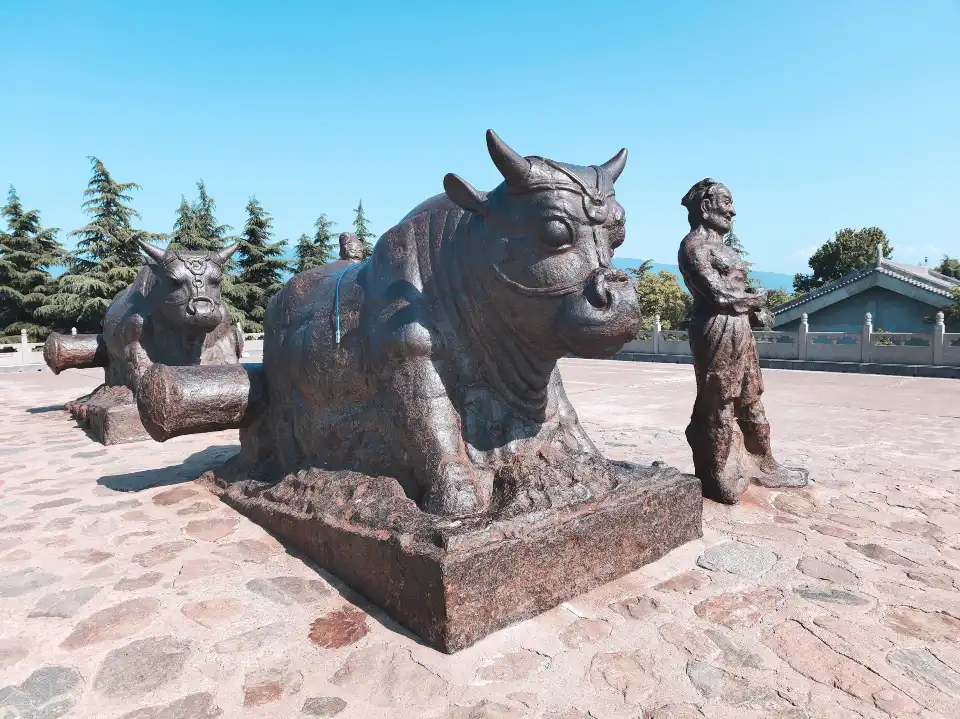 3_Yellow River Iron Oxen