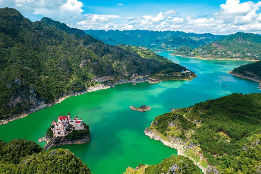萬峯湖