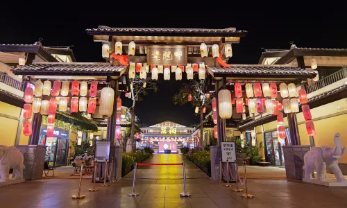 建水紫陶裏商業街
