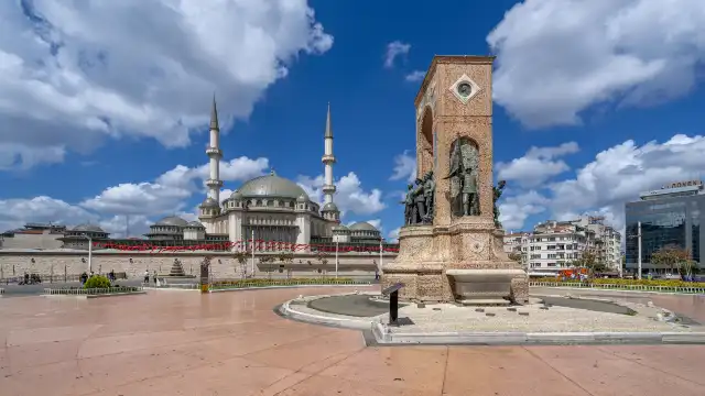 Taksim Meydanı yakınındaki oteller