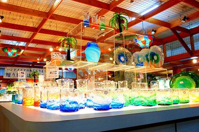 OKINAWA GLASS HOUSE IN FOREST