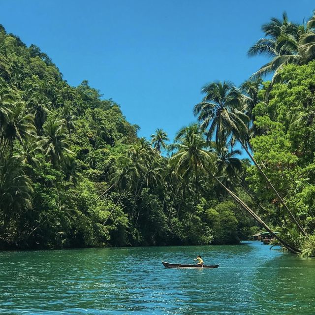 Floating restaurant in Bohol