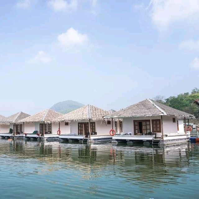Lake Heaven Resort