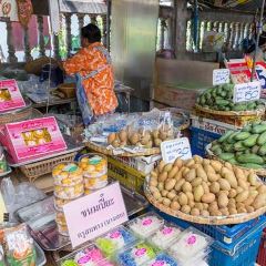 Don Wai Floating Market User Photo