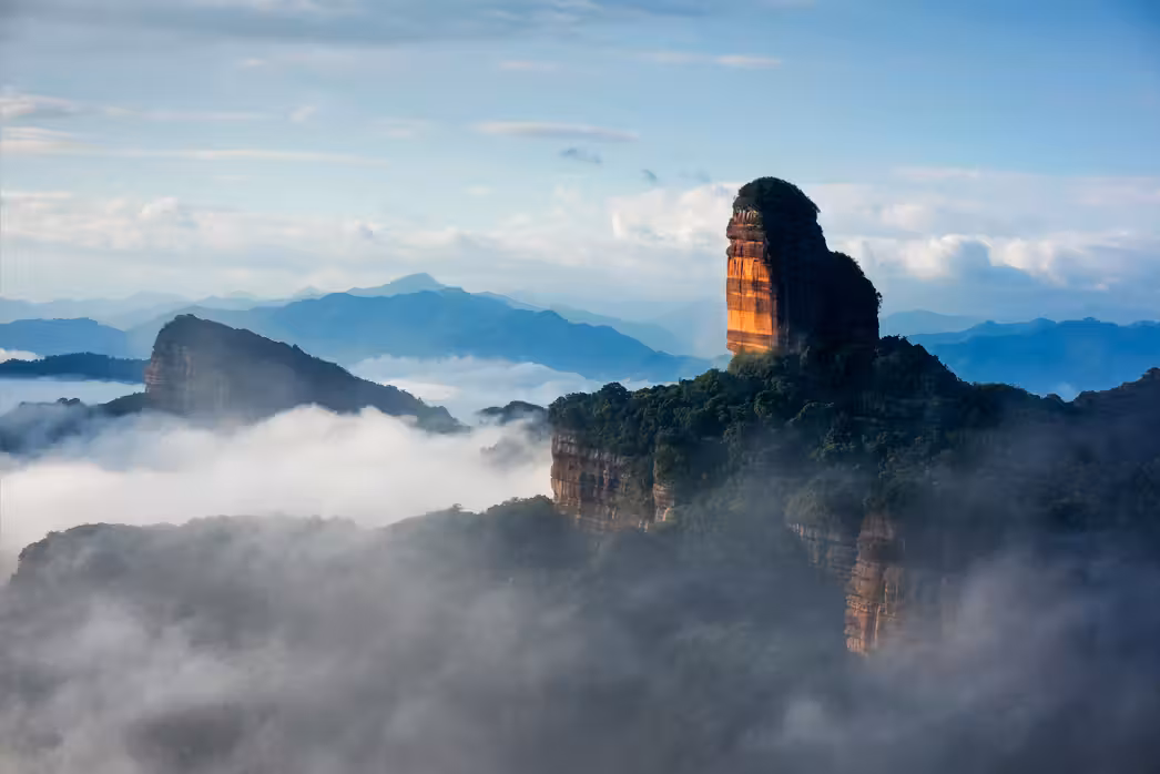 Flüge ${{cityDName}} Shaoguan