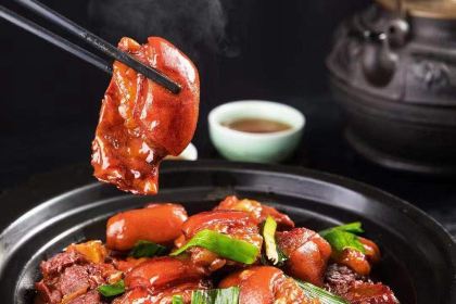 唔哩赞崇明私藏菜(凤阳路店)