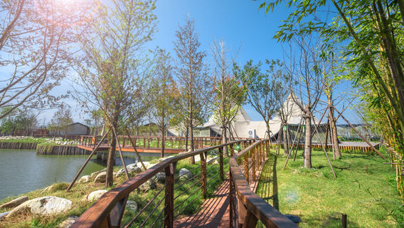 Dongtai Himalaya Luxury Tent Campground