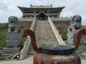 Temple at Beitaiding Peak