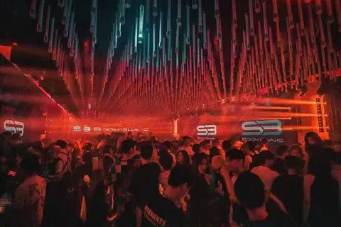 VEiL CLUB