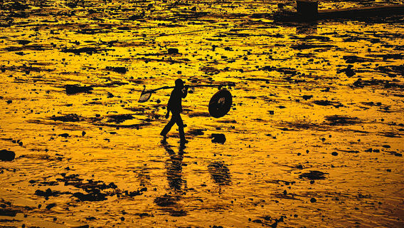 Beachcombing in Beihai