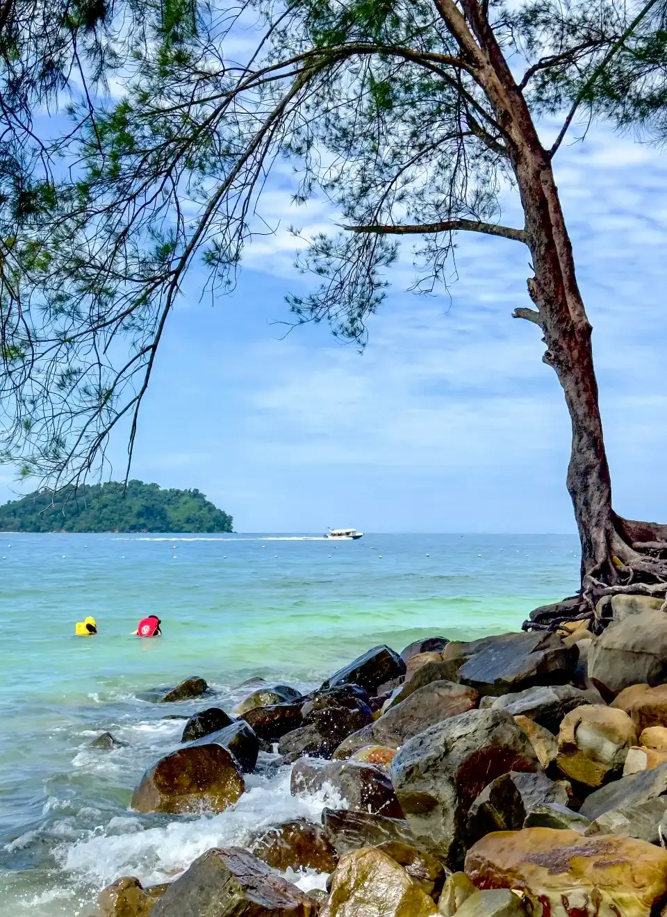 4_Manukan Island
