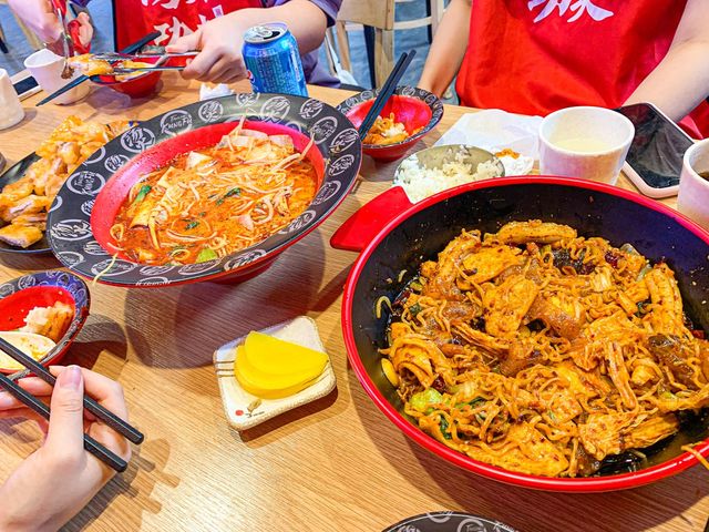 찐 매운맛의 마라샹궈 맛집'탕화쿵푸'