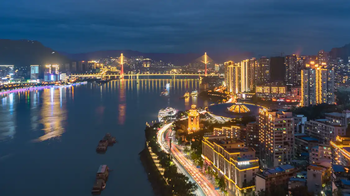 西山公園附近的飯店