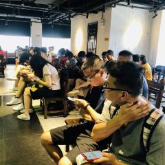 YI ZHAN DENG User Photo
