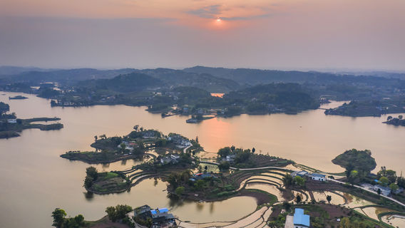 Yulong Lake Scenic Area