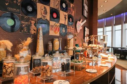 厚街国际大酒店·360度旋转餐厅