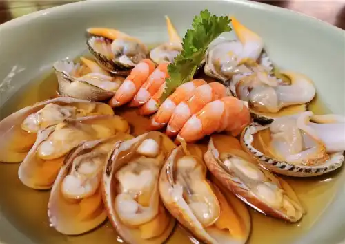 Chocolate Fisherman (Wan Ping Kou Dian)