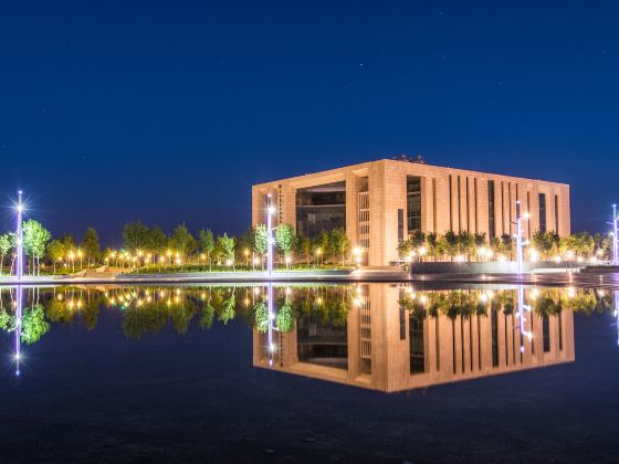 克拉瑪依市圖書館