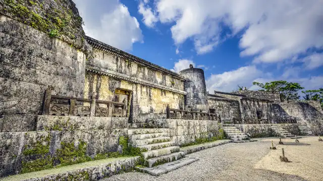 โรงแรมใกล้Tamaudun