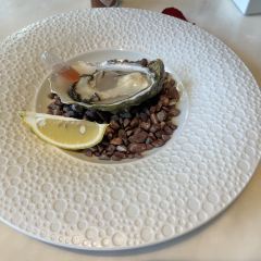 Large Eight Italy Lounge&Restaurant User Photo