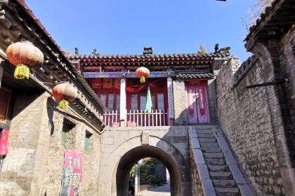 水上人家(苇泽关隧道店)