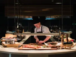 Shoreline Restaurant