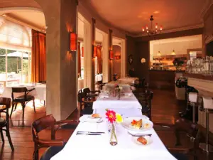 Bistro Vin d'Où