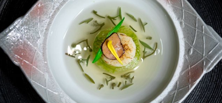 貴陽東景希爾頓飯店·燈 日料餐廳