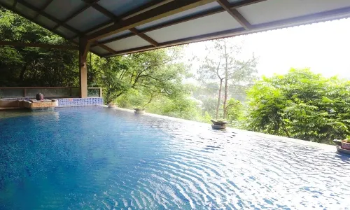 Cloud Nine Hot Spring