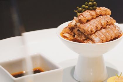 Model 鹿港·筵·文化艺术高级餐厅