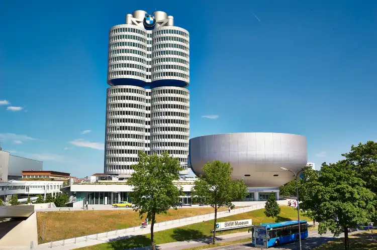Các khách sạn gần BMW Museum
