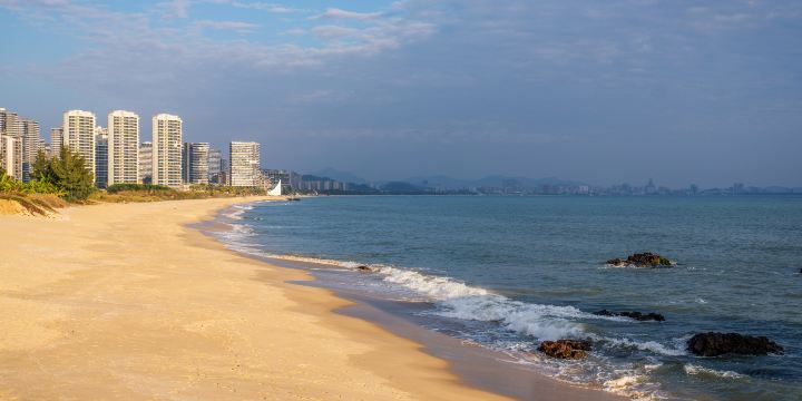 Jinting Bay Beach