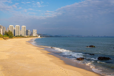 Jinting Bay Beach