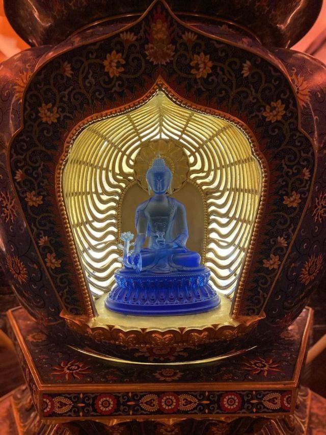 Lingshan Giant Buddha