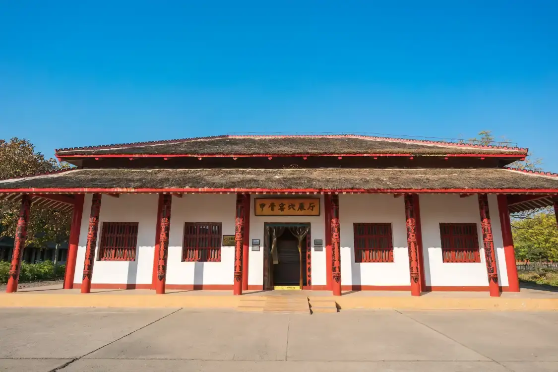 Hotels near Oracle Cellar